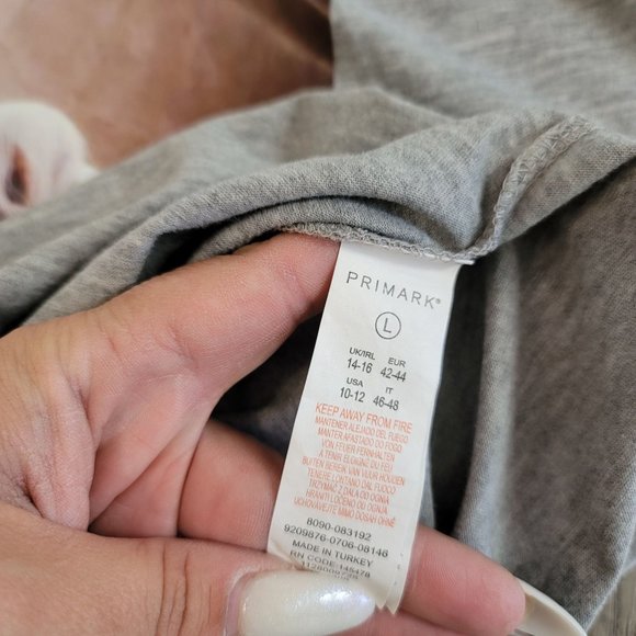 Primark Ariana Grande grey graphic tee shirt size large cotton blend concert - Picture 4 of 9